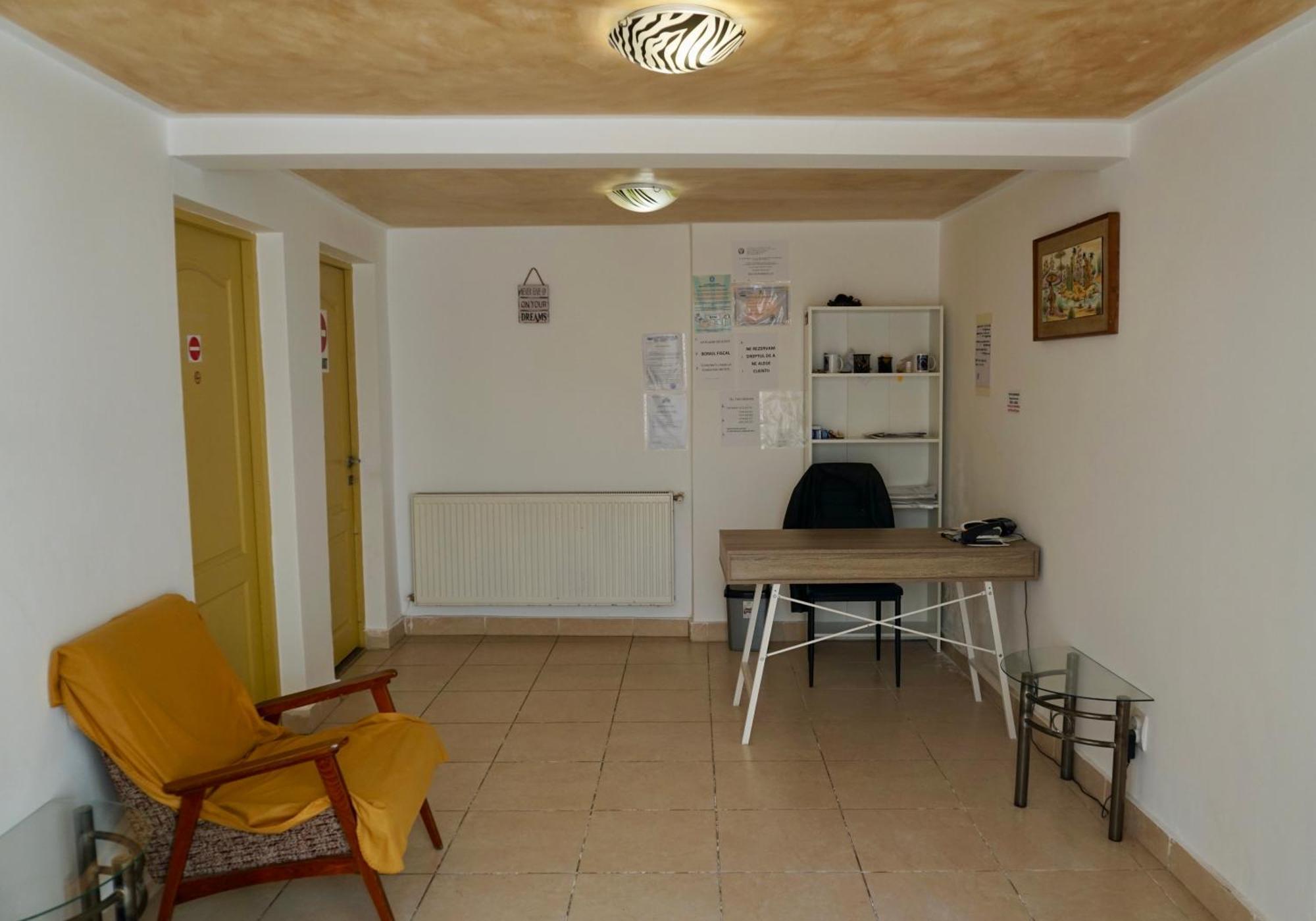 Cazare Alfredo Craiova Extérieur photo