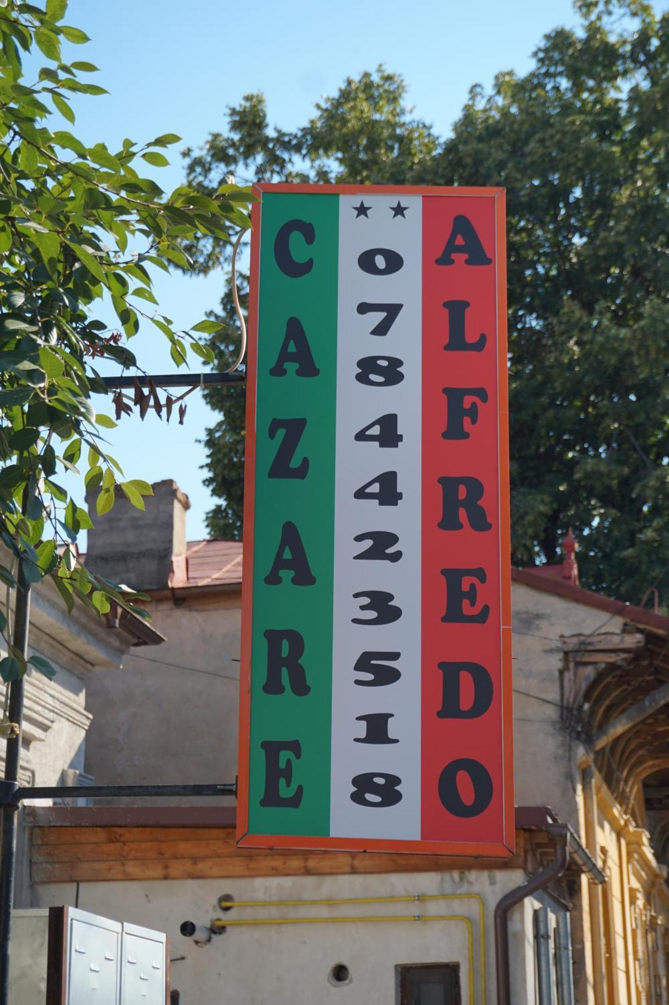 Cazare Alfredo Craiova Extérieur photo